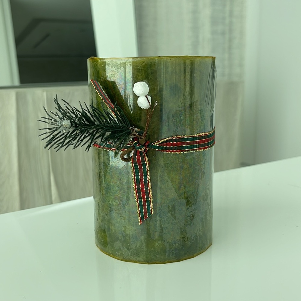 Holiday Forest Candle 🎄
